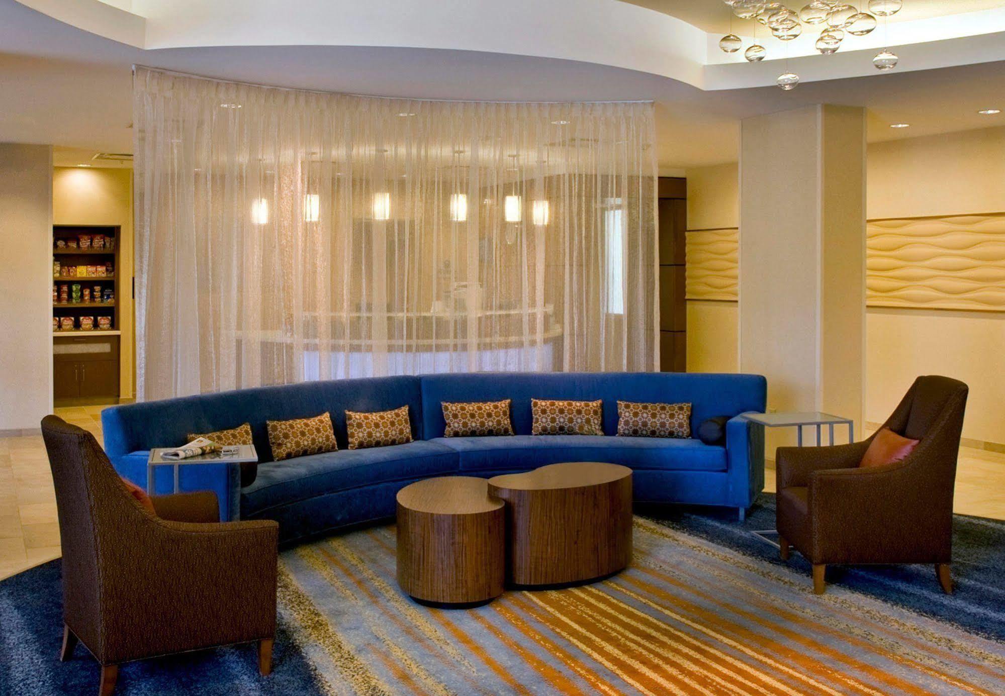 สปริงฮิลล์ สวีท ไซราคิวส์ แคเรียร์ เซอร์เคิล Hotel อีสต์ซีราคิวส์ ภายใน รูปภาพ